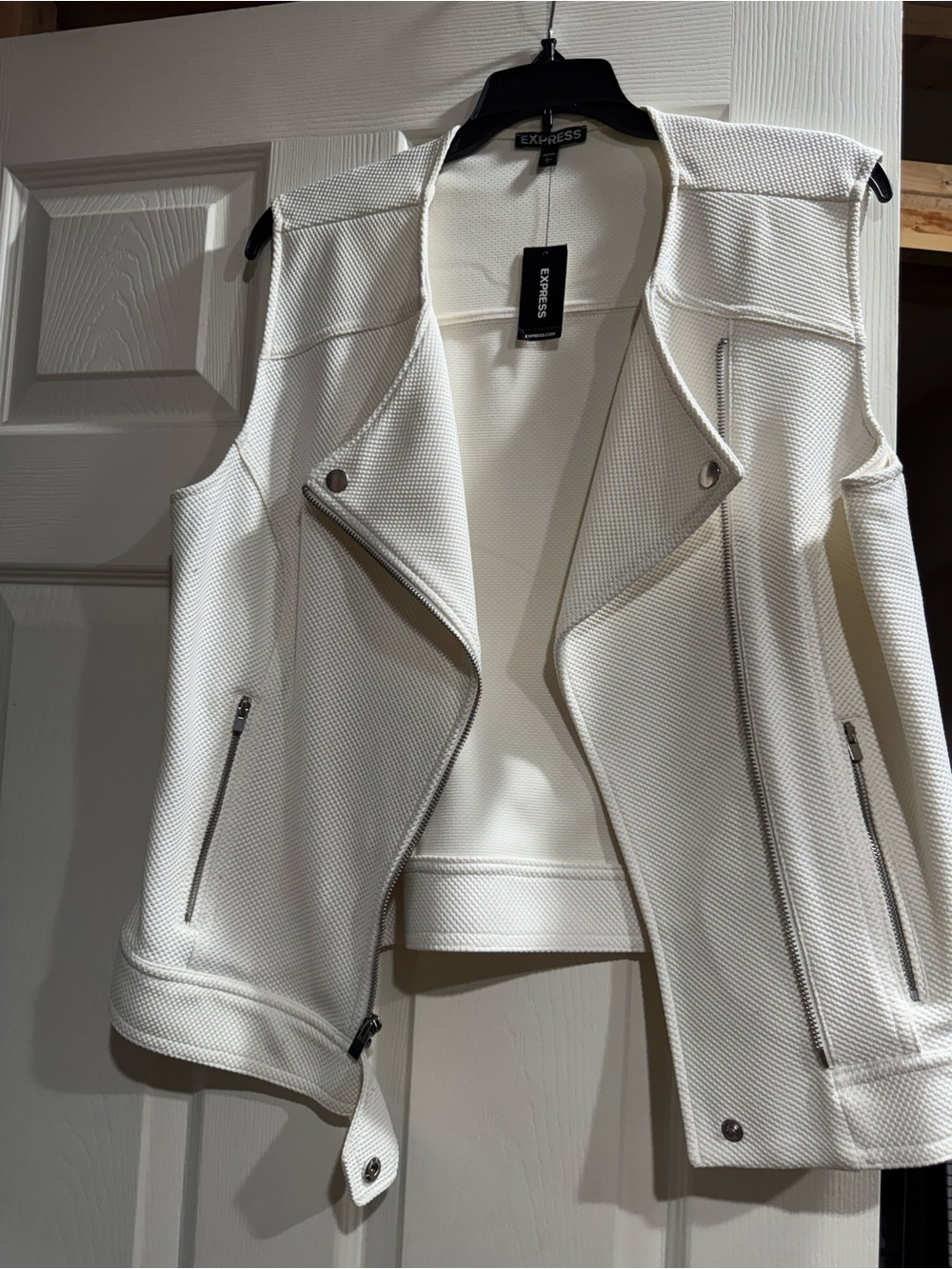 Express Women's Off-White Textured Moto Vest